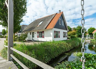 Idyllisch vakantiehuis dichtbij de zee
