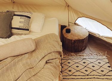 Sfeervol ingerichte Bell Tent in Friesland - 6