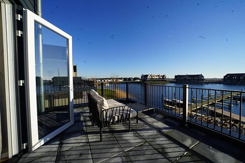 Balkon met uitzicht op het meer - 2