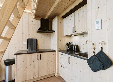 Unique tiny house in South Holland - 8