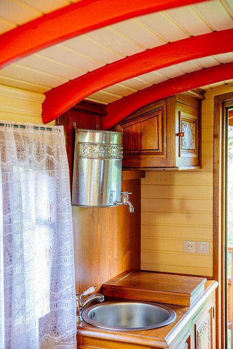 Authentic Gypsy wagon near Bordeaux - 5