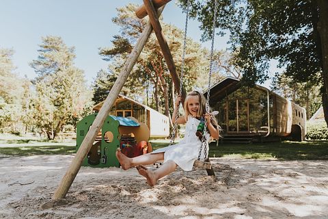 Grande maison enveloppée dans un joli parc de vacances - 3