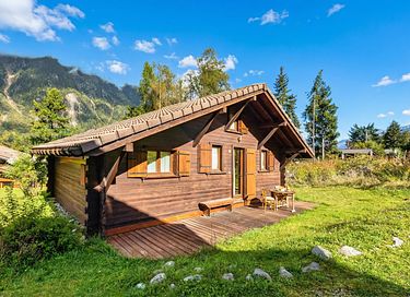 Chalet tussen de bergen met uitzicht - 15