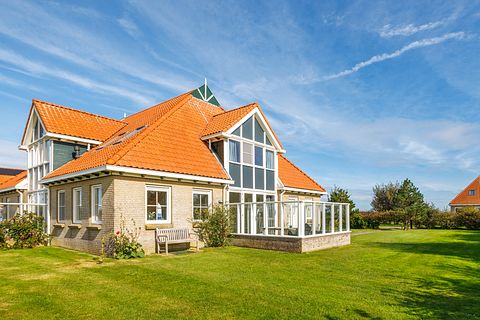 Spacious vacation home near beach on Ameland - 2