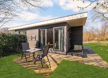Romantische wellness loft aan de bosrand