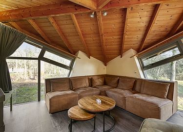 Waldhaus (6p) mit außergewöhnlicher Form - 4