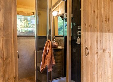 Geräumiges Glampingzelt (7p) im Wald - 15