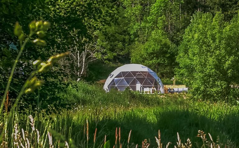 Panoramischer Aufenthalt im Glamping-Dom - 1
