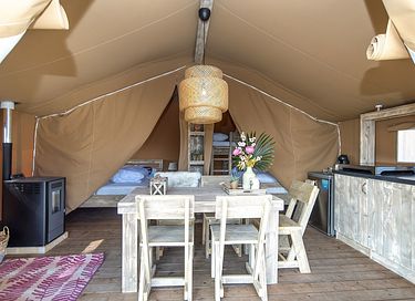 Safari lodge for 5 persons at the waterfront - 3