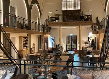Luxe kamer in een omgebouwde kerk - 4