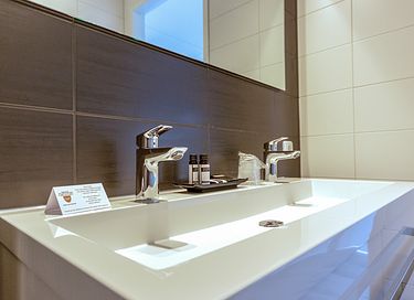 Comfortabele hotelkamer met uitzicht - 8