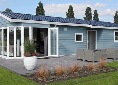 Vakantiewoning op een park aan het water