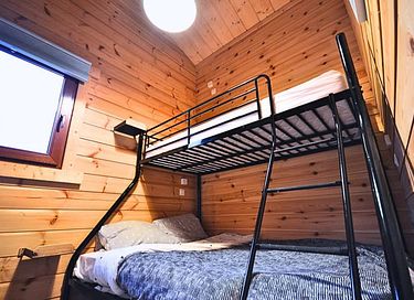 Geräumiges Chalet für Familien im Wald - 12