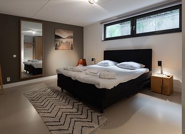 Luxury holiday home & wellness close to sea - 19