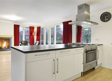 Vakantiehuis (12p) in bosrijke omgeving  - 6