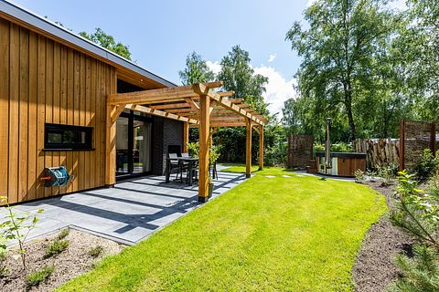 Boslodge met privé hottub en sauna - 2