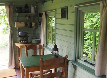 Woonwagen in jaren '30 stijl met hottub - 9