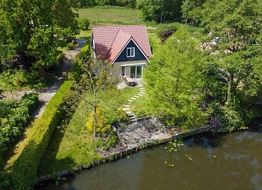 Ferienwohnung (8p) am Wasser in Drenthe