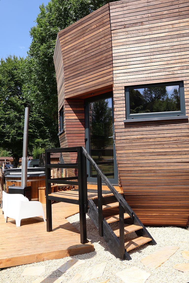Unieke accommodatie met hottub in Limburg - 1