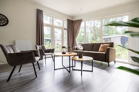  Luxe 5-persoons vakantiewoning met terras - 3