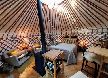 Volledig uitgeruste Yurt in mooie omgeving - 1