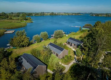 Holiday home right on the water with jetty - 3