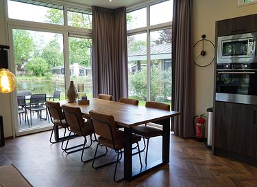 6-persoons vakantiehuis aan het water - 6