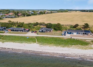 Holiday home by the sea with beautiful view - 12