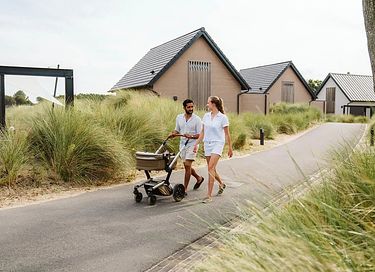 Holiday home within walking distance of beach and sea - 25