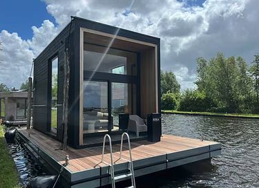 Romantisch verblijf op het water met uitzicht