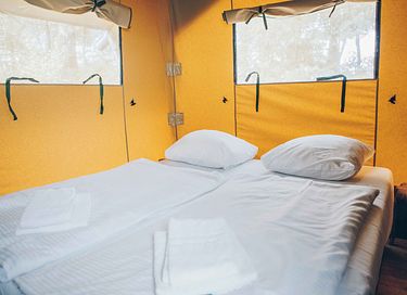 Tente safari de luxe en camping polyvalent - 26