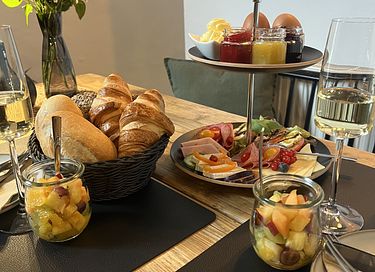 Romantic tower with wellness in the Eifel - 13