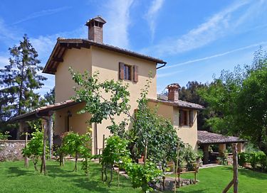 Maison-tour du XIVe siècle dans un cadre verdoyant - 18
