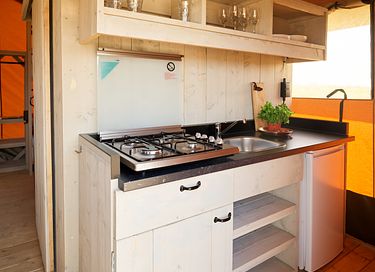 Luxuriöses Glamping-Zelt am Wasser - 8