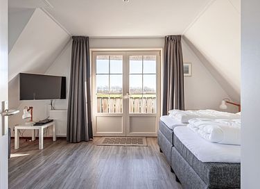 6-person vacation villa on Texel - 9