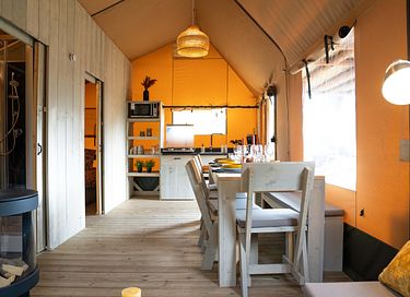 Luxury safari tent (8) w/ kitchen & bathroom - 9