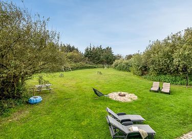 Alloggio per gruppi con piscina e giardino - 8
