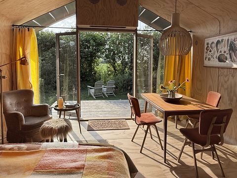 Maison enveloppante dans un magnifique jardin de cueillette - 3