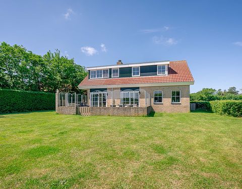Pet-friendly house with garden on Texel - 2