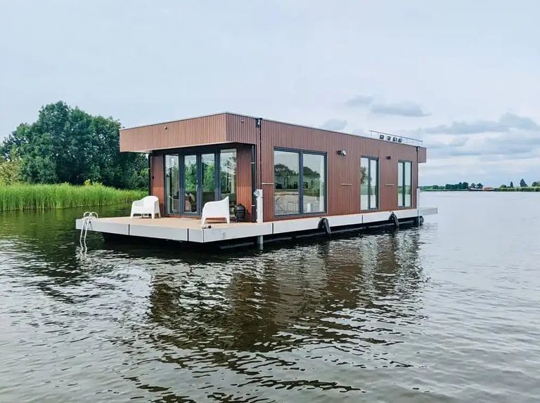Unieke waterbeleving op luxe woonboot - 1