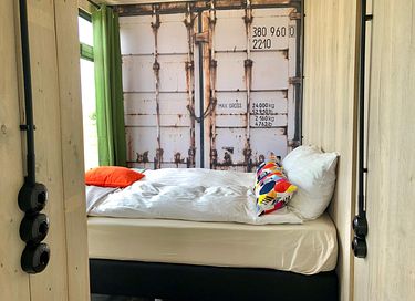 Special stay in a luxury Glamtainer - 4