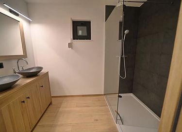 Chalet avec jacuzzi dans les bois des Ardennes - 13