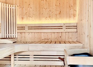 Cottage with hot tub in the midst of nature - 25
