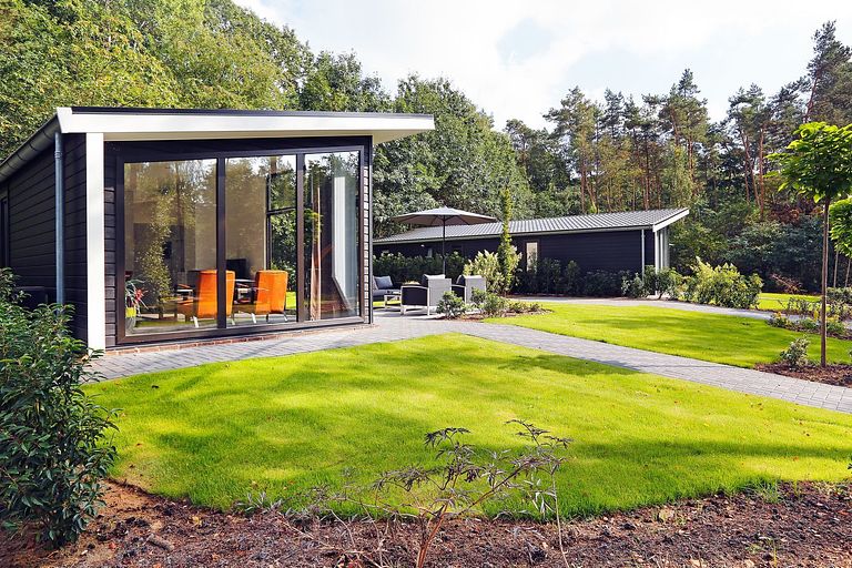 Ruhig gelegenes luxuriöses Ferienhaus für 6 Personen - 1