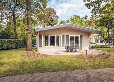 Cozy chalet (4p) on park in Gelderland - 2