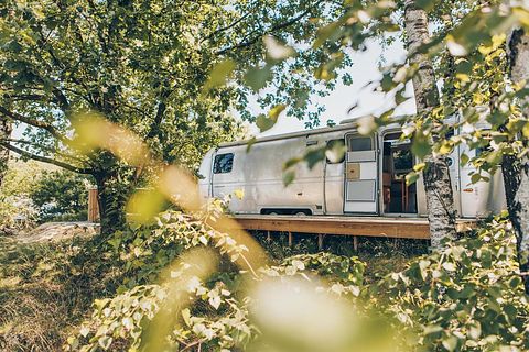 Unieke Airstream met privé hottub en belltent - 2