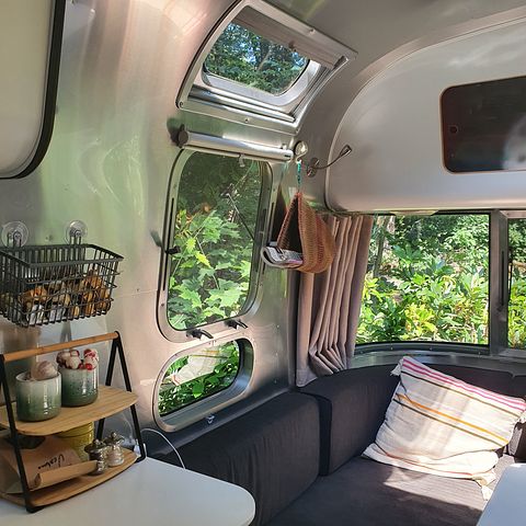 Authentieke Airstream caravan in het bos - 2