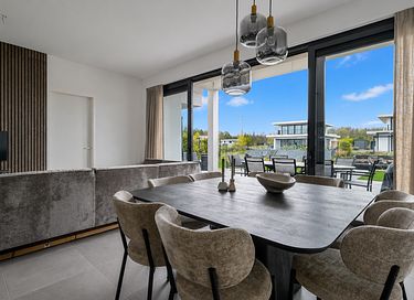 Luxuriöse Villa mit Whirlpool, Sauna und Steg - 5