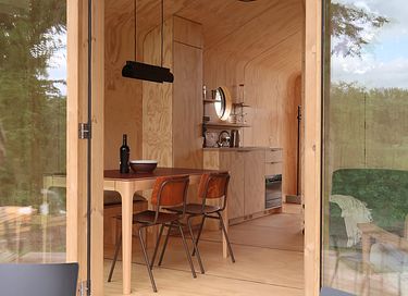 Wikkelhuisje met sauna aan het water - 12