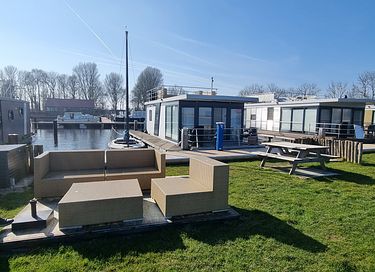 Vakantie woonboot aan het Sneekermeer - 34